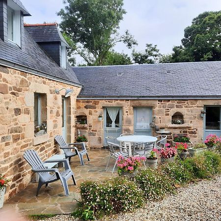 Maison Accueillante A Cleden-Cap-Sizun Avec Jardin Clos Bagian luar foto