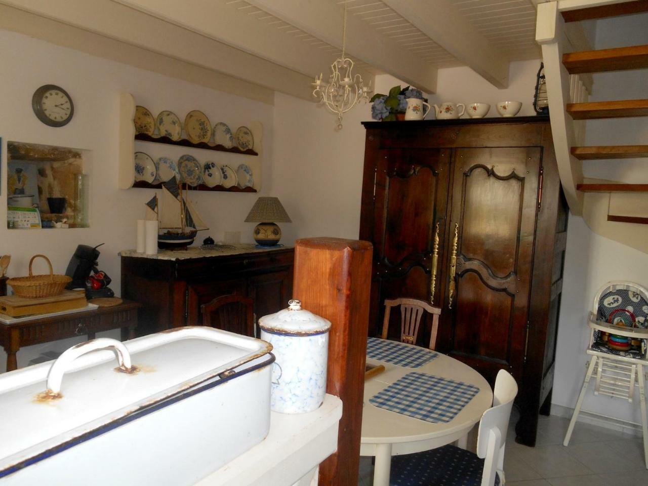 Maison Accueillante A Cleden-Cap-Sizun Avec Jardin Clos Bagian luar foto
